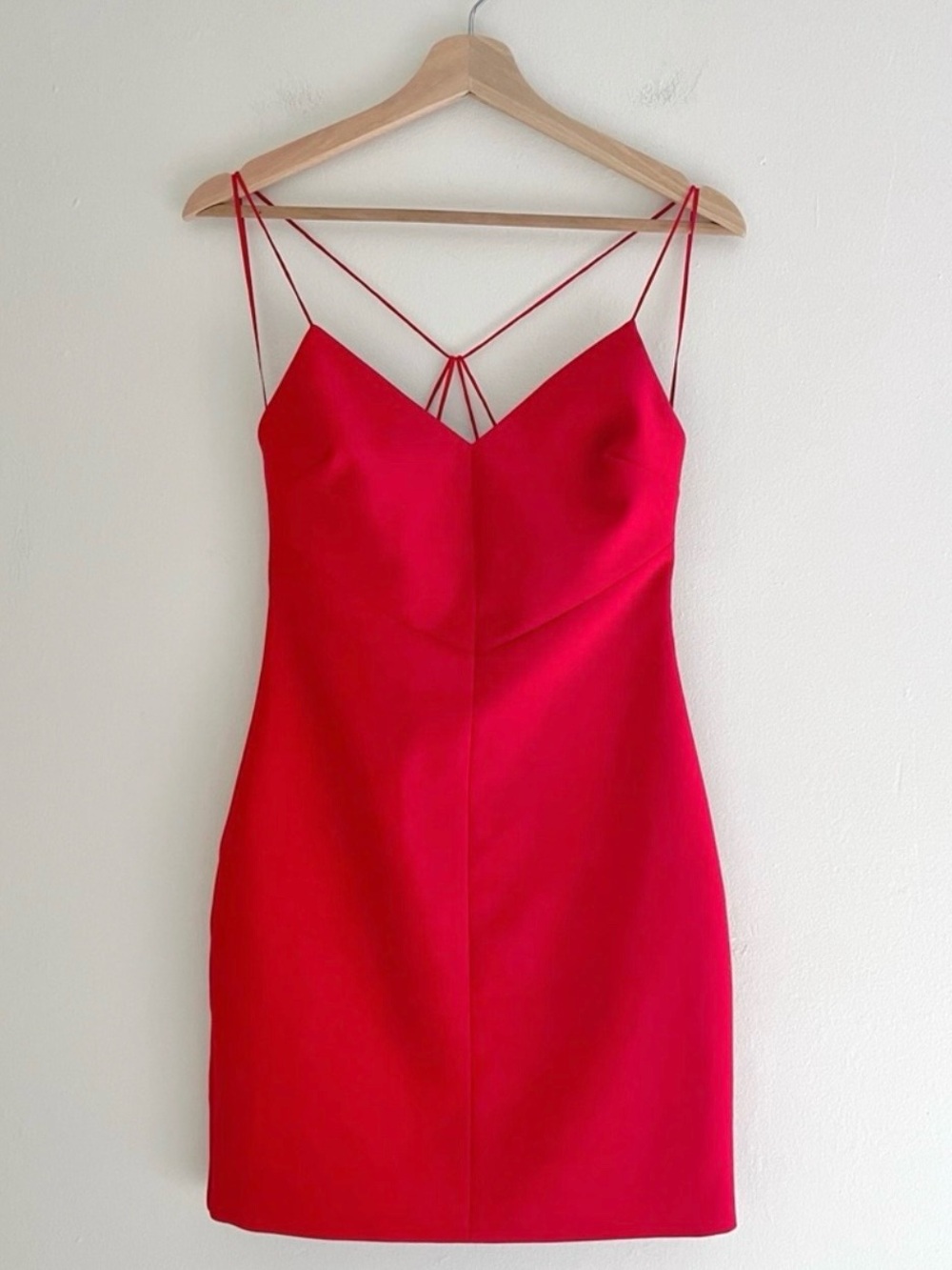Likely Sleeveless Spaghetti Strap V Neck Sexy Mini Dress In Cherry Red Size 2